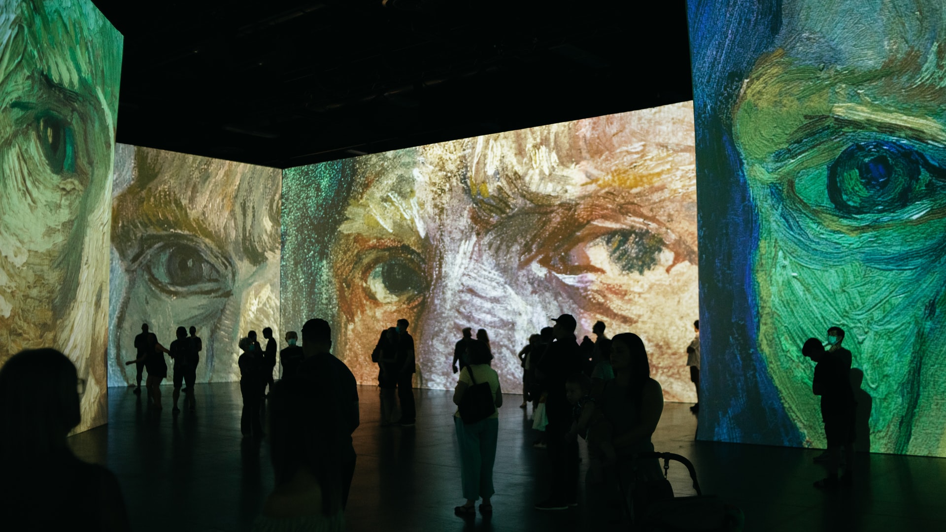 Step Into a Painting at Van Gogh: The Immersive Experience
